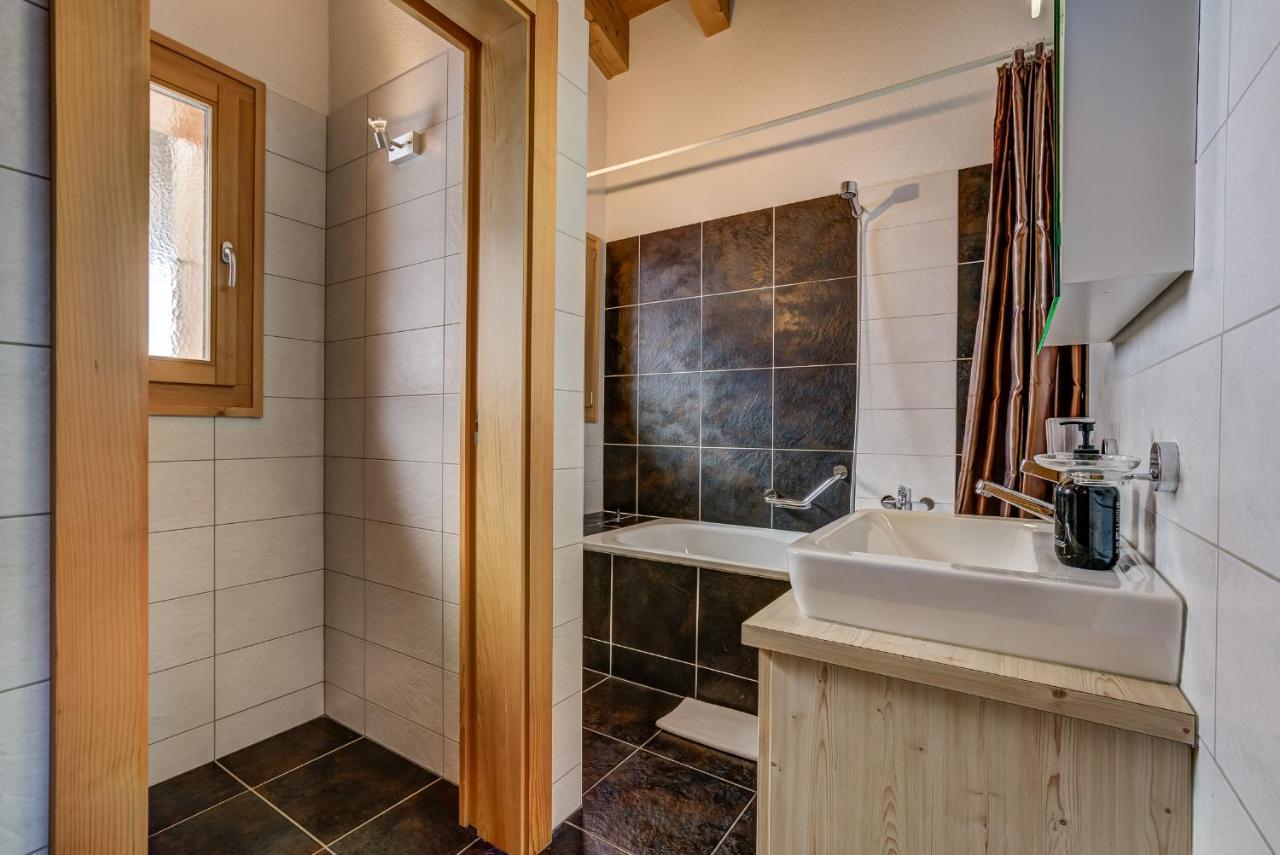 Chalet Flocon De Neige - Jacuzzi - Sauna La Tzoumaz Exterior foto